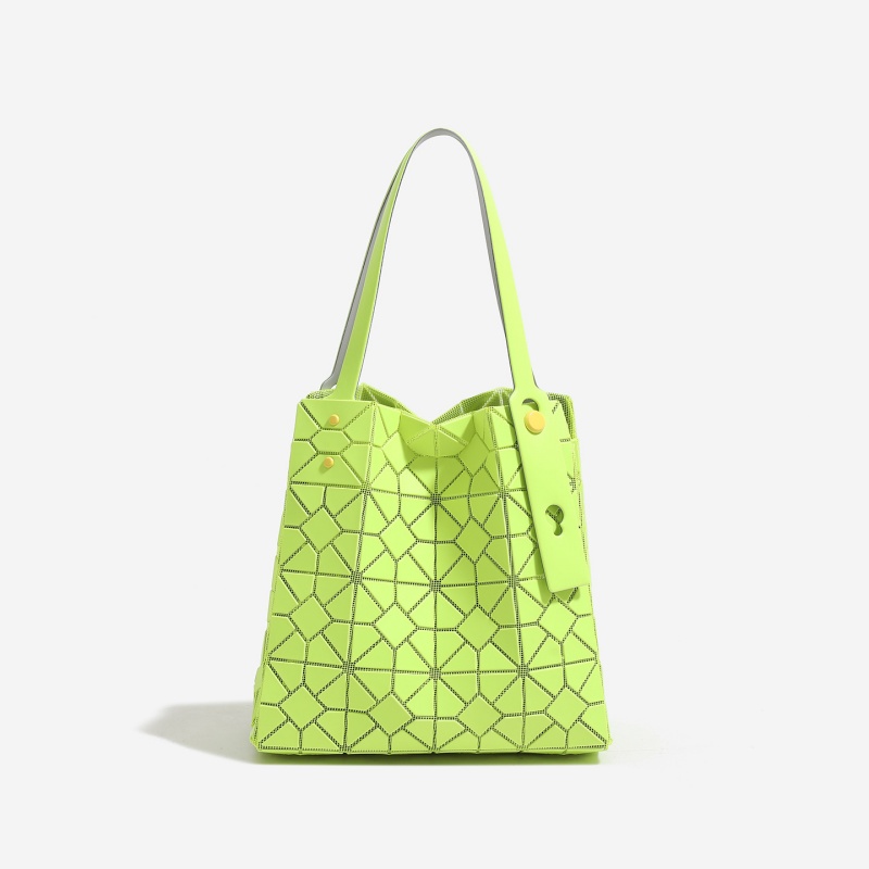 Bolso Tote Geométrico de Diama - Women Bags 2026 Trends reseña y precio
