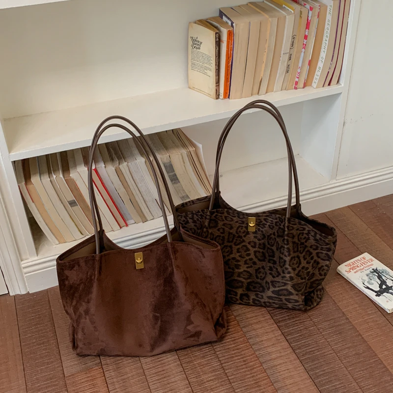 Bolso de mano de ante con esta - Women'S Bags Handbags reseña y precio
